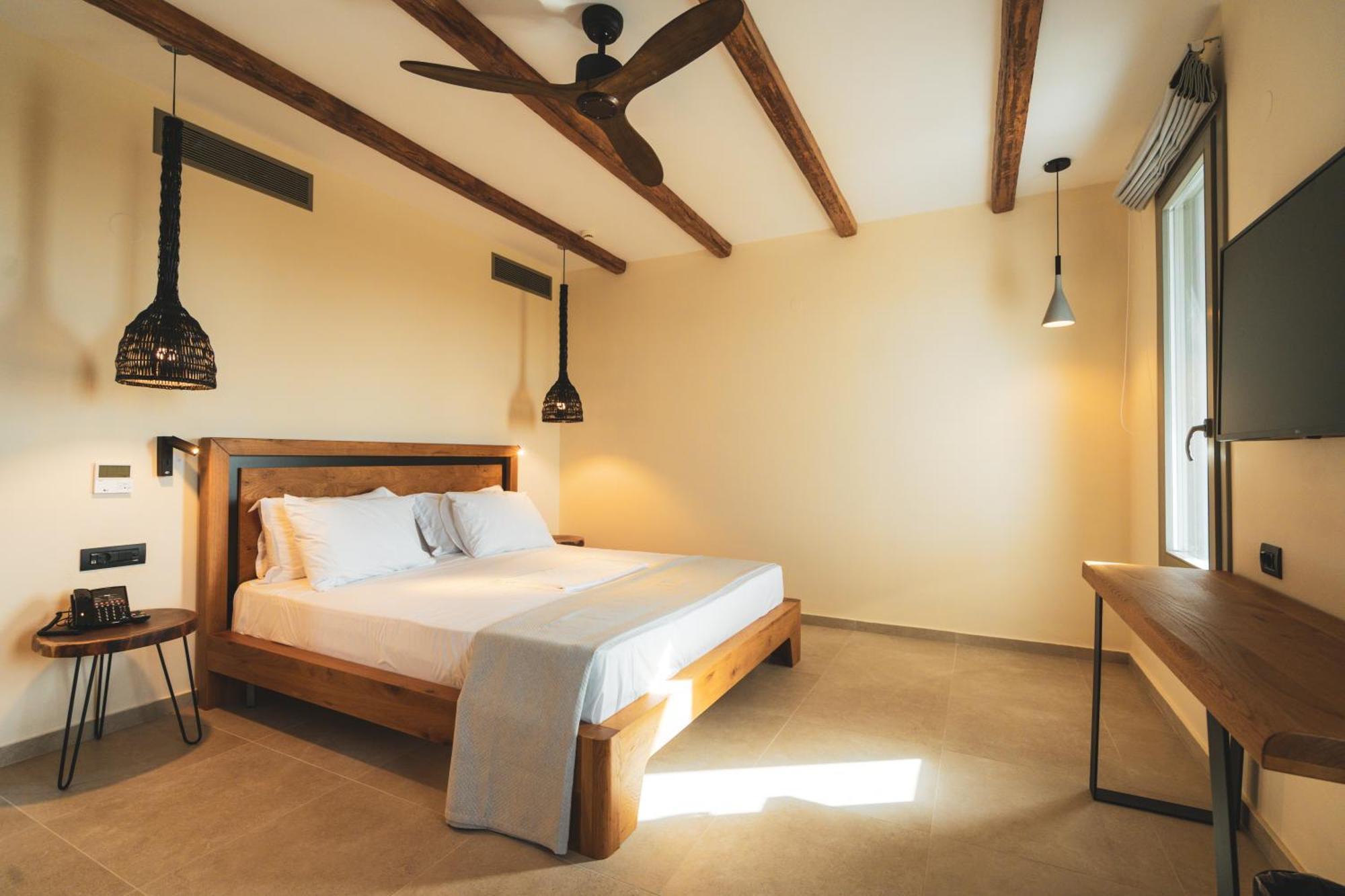 Kouros Blanc Resort & Suites Pounda 외부 사진