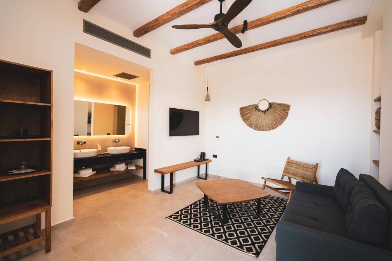 Kouros Blanc Resort & Suites Pounda 외부 사진